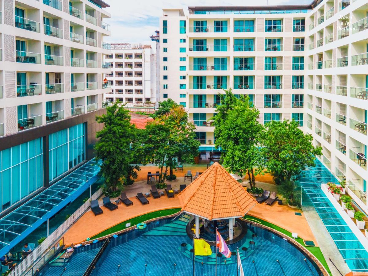 Centara Pattaya Hotel Exterior foto